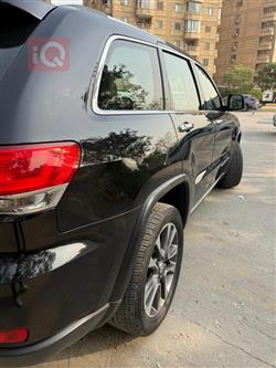 جيب جراند شيروكي